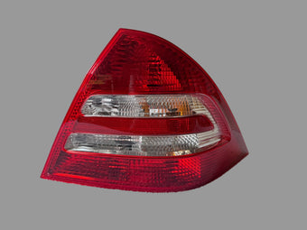 compare product ULO 1003002 - Feu arrière droit - Mercedes-Benz Classe C W203 (2000-2004) - Occasion