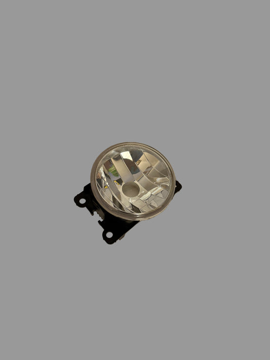 552-2009N-UE DEPO – Antibrouillard avant gauche/droit – Citroën C3 Picasso / Peugeot 207 / Peugeot 3008 (2008–2017) – Halogène