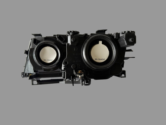 TYC 20-0013-01-2 - Phare Avant Droit - BMW Série 3 E46 Coupé (1999 -2001) - Halogène H7/H7 - Noir