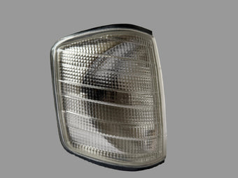 compare product TYC 18-3255-93-2 -Feu Arrière-Droit Clair – Mercedes-Benz W201 (1982–1993)